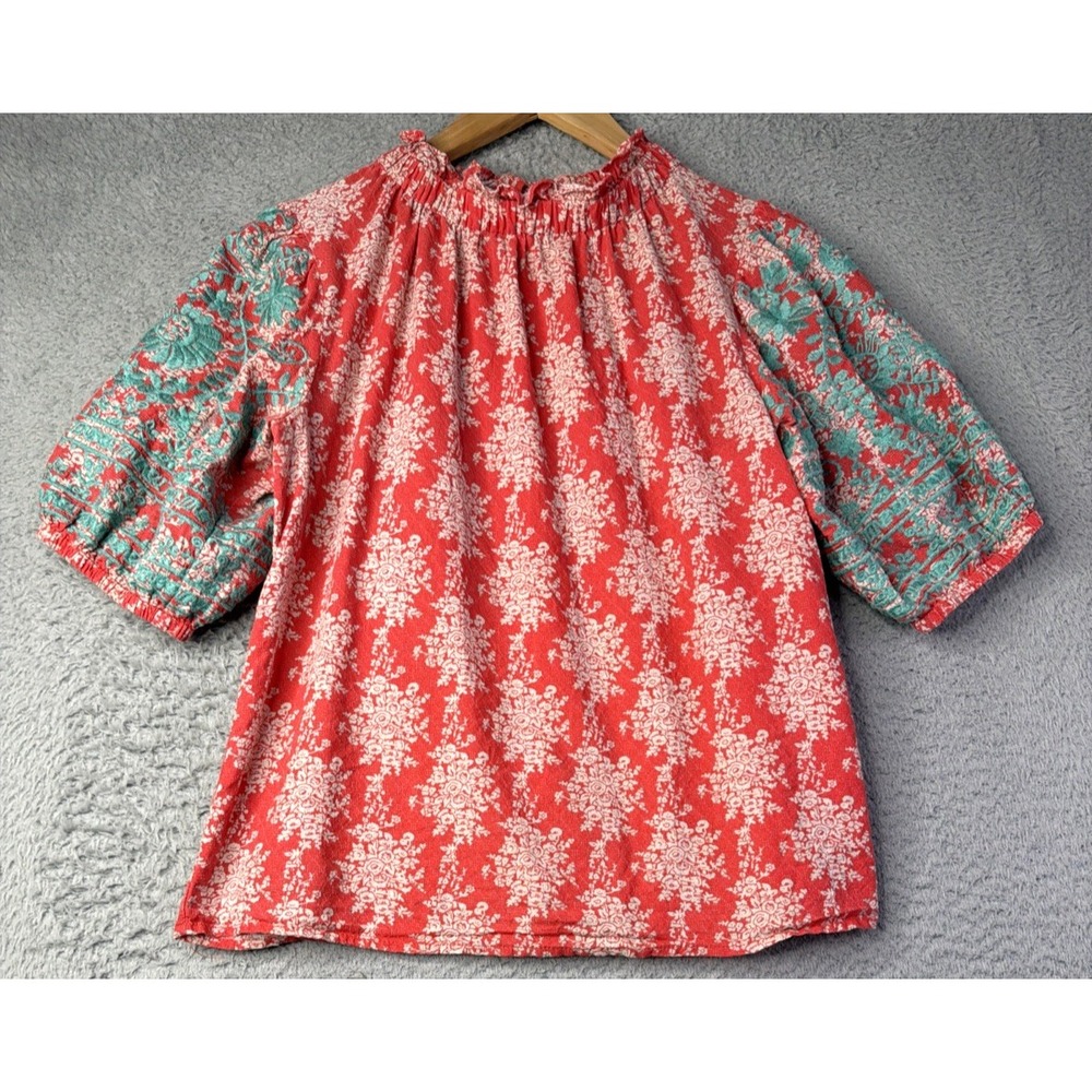 THML Top Womens Size Small Embroidered Puffer Sleeve Buttons On Back THML Top